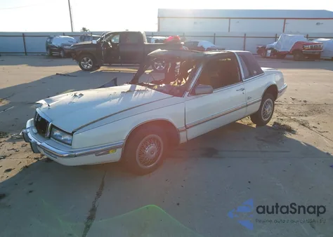 1990 Buick Riviera z USA, uszkodzony, nr VIN 1G4EZ13C9LU418153